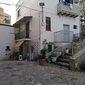 ** Affittacamere Le Stanze Di Luisa Italia