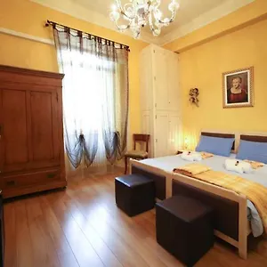 ** Affittacamere Casa Esvael Italia