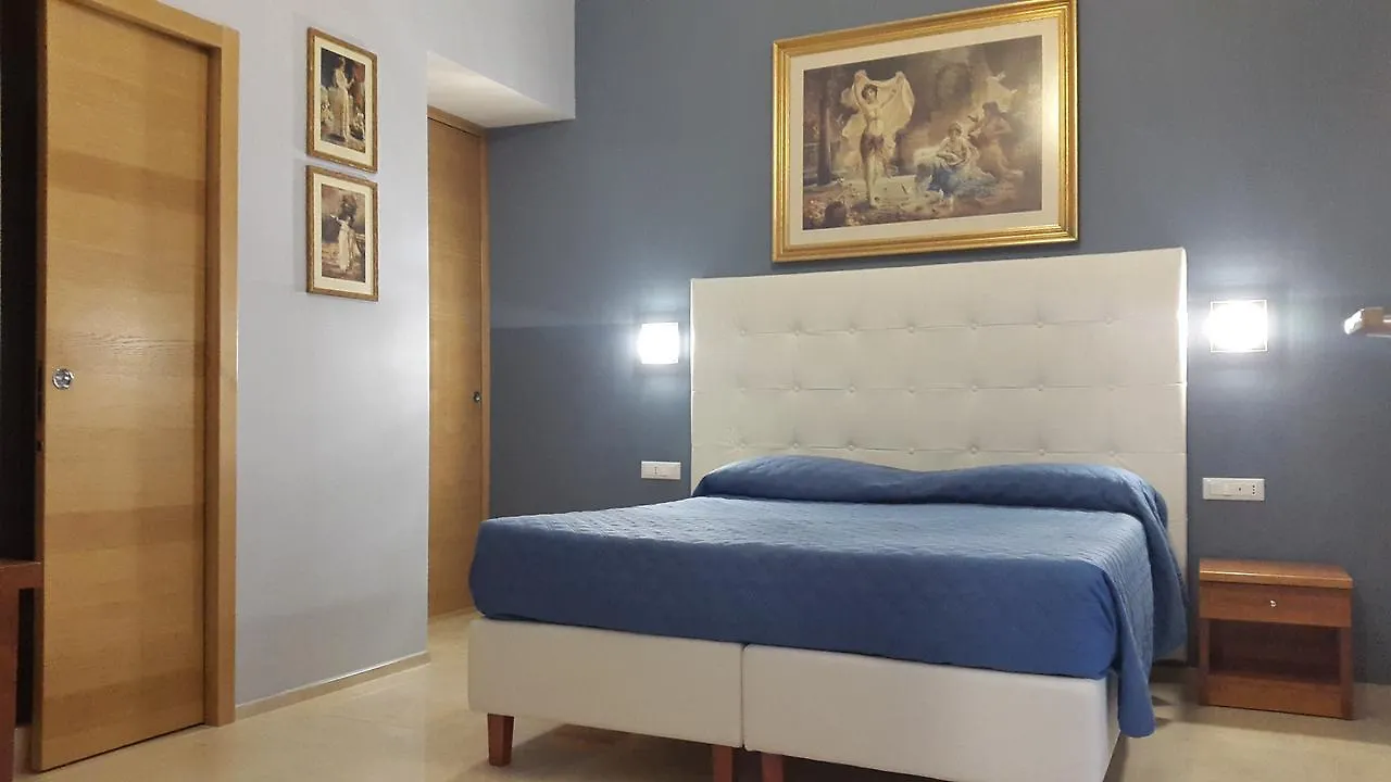 La Residenza Suites Rome Bed & Breakfast
